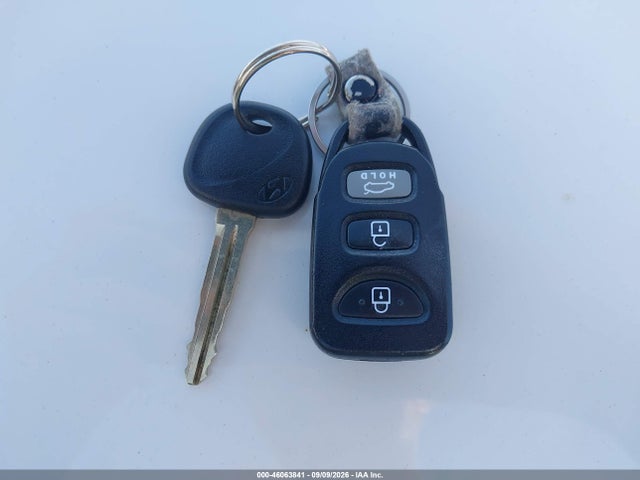 46063841 :رقم المزاد ، 5NPDH4AE5DH355413 vin ، 2013 Hyundai Elantra Gls مزاد بيع