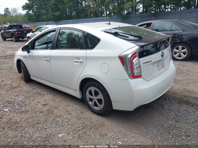 2014 Toyota Prius Three მანქანა იყიდება აუქციონზე, vin: JTDKN3DU1E0391658, აუქციონის ნომერი: 46063869