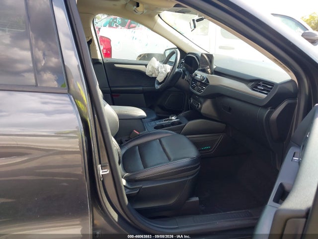 Продаж на аукціоні авто 2020 Ford Escape Sel, vin: 1FMCU0H67LUC48720, номер лоту: 46063883