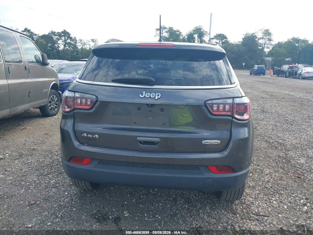 Продаж на аукціоні авто 2018 Jeep Compass Latitude 4x4, vin: 3C4NJDBB0JT399053, номер лоту: 46063899