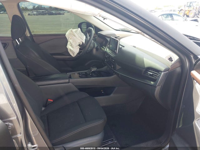 2023 Nissan Rogue S Fwd მანქანა იყიდება აუქციონზე, vin: 5N1BT3AA4PC918122, აუქციონის ნომერი: 46063915