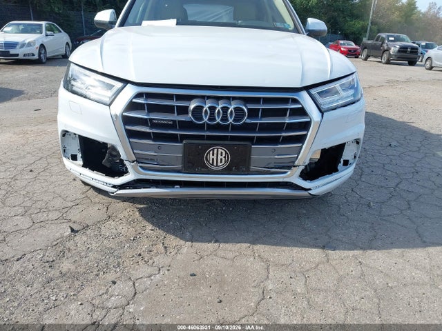 WA1BNAFY5K2076148 Audi Q5 45 Premium
