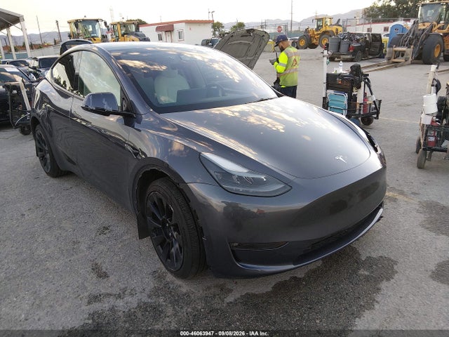 Продаж на аукціоні авто 2023 Tesla Model Y Awd/long Range Dual Motor All-wheel Drive, vin: 7SAYGDEE5PF626376, номер лоту: 46063947