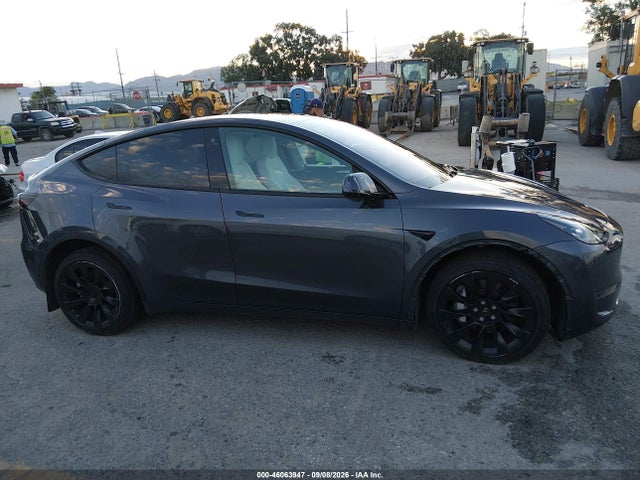 Продаж на аукціоні авто 2023 Tesla Model Y Awd/long Range Dual Motor All-wheel Drive, vin: 7SAYGDEE5PF626376, номер лоту: 46063947