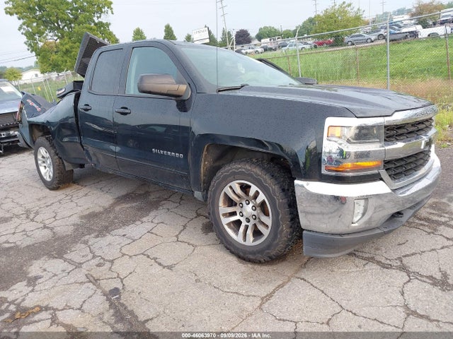 Продаж на аукціоні авто 2017 Chevrolet Silverado 1500 1lt, vin: 1GCVKREC2HZ169841, номер лоту: 46063970