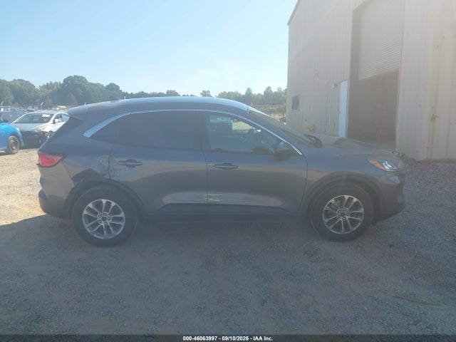 Auction sale of the 2021 Ford Escape Se, vin: 1FMCU0G66MUB33870, lot number: 46063997