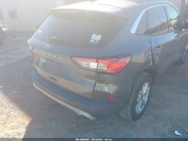 Auction sale of the 2021 Ford Escape Se, vin: 1FMCU0G66MUB33870, lot number: 46063997