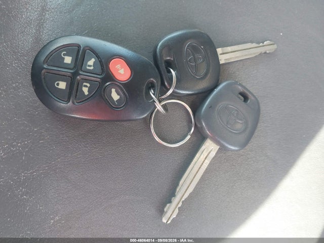 2004 Toyota Sienna Xle მანქანა იყიდება აუქციონზე, vin: 5TDZA22C14S071637, აუქციონის ნომერი: 46064014