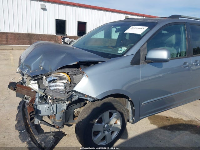 2004 Toyota Sienna Xle მანქანა იყიდება აუქციონზე, vin: 5TDZA22C14S071637, აუქციონის ნომერი: 46064014