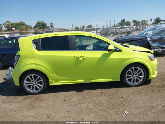 Chevrolet Sonic Lt Auto 2019 1G1JD6SB8K4112284 Image 13