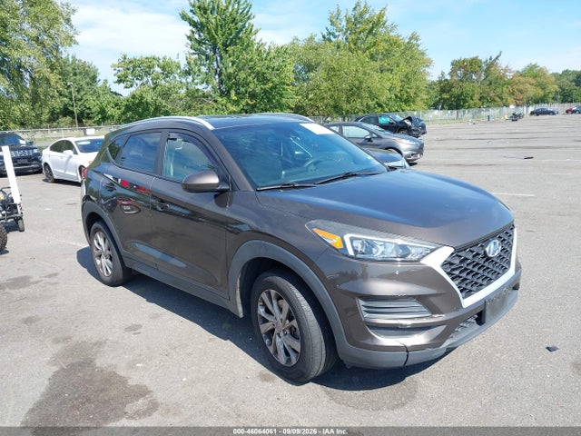 2019 Hyundai Tucson Value მანქანა იყიდება აუქციონზე, vin: KM8J3CA46KU988102, აუქციონის ნომერი: 46064061