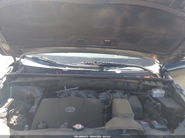 Toyota Highlander Xle 2019 5TDJZRFH3KS626993 Image 10