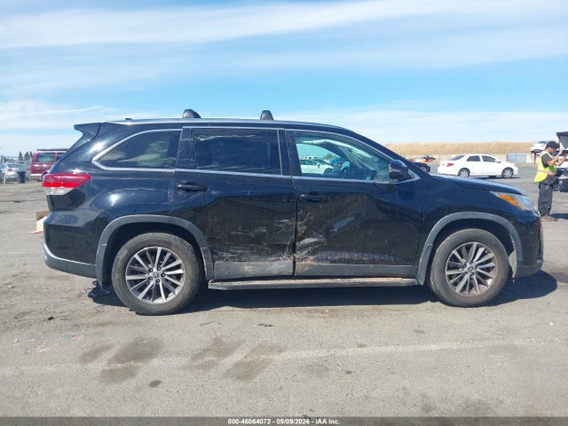 Toyota Highlander Xle 2019 5TDJZRFH3KS626993 Image 13