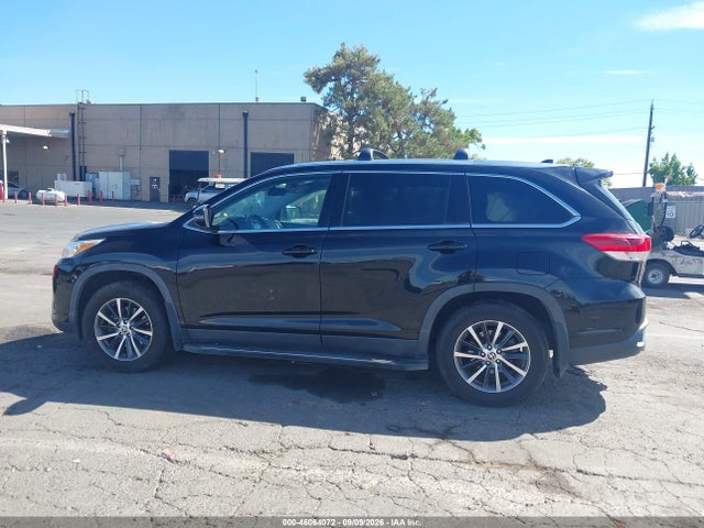 Toyota Highlander Xle 2019 5TDJZRFH3KS626993 Image 14
