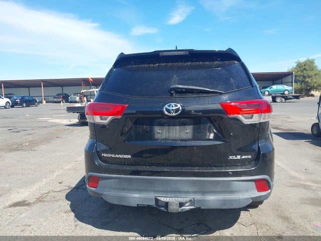 Toyota Highlander Xle 2019 5TDJZRFH3KS626993 Image 16