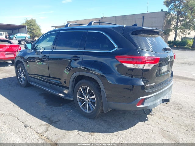 Toyota Highlander Xle 2019 5TDJZRFH3KS626993 Image 3
