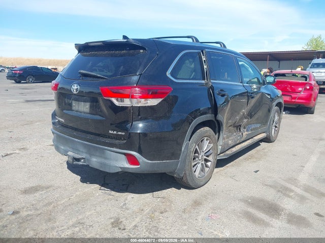 Toyota Highlander Xle 2019 5TDJZRFH3KS626993 Image 4