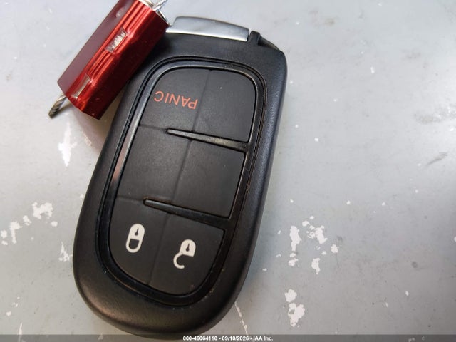46064110 :رقم المزاد ، 1C4PJLLB5LD619314 vin ، 2020 Jeep Cherokee Altitude Fwd مزاد بيع