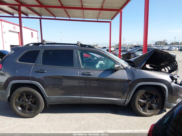 46064110 :رقم المزاد ، 1C4PJLLB5LD619314 vin ، 2020 Jeep Cherokee Altitude Fwd مزاد بيع