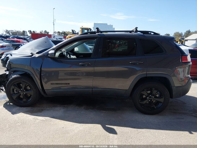 46064110 :رقم المزاد ، 1C4PJLLB5LD619314 vin ، 2020 Jeep Cherokee Altitude Fwd مزاد بيع