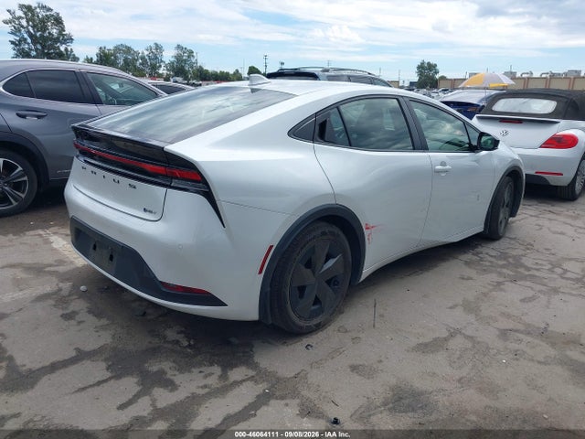 JTDACAAUXR3021226 Toyota Prius Le