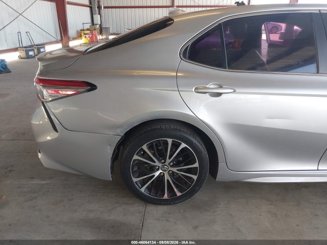 4T1B11HKXKU266392 Toyota CAMRY SE