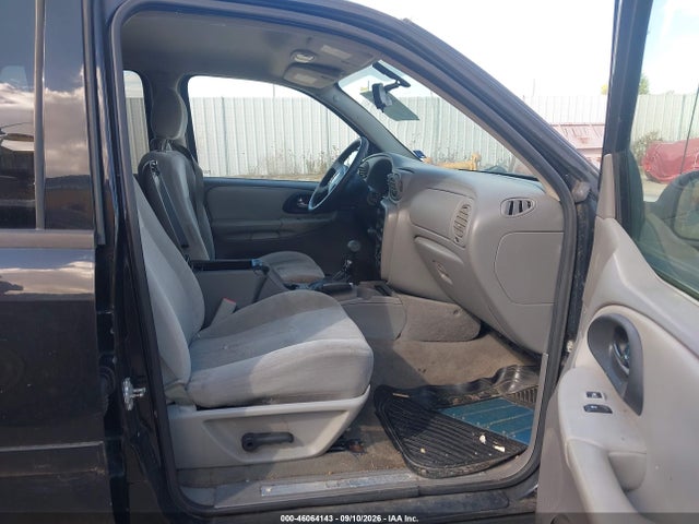 46064143 :رقم المزاد ، 1GNDT13S982103744 vin ، 2008 Chevrolet Trailblazer Fleet مزاد بيع
