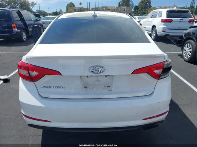 Hyundai SONATA SE 2017 5NPE24AF9HH588926 Image 15