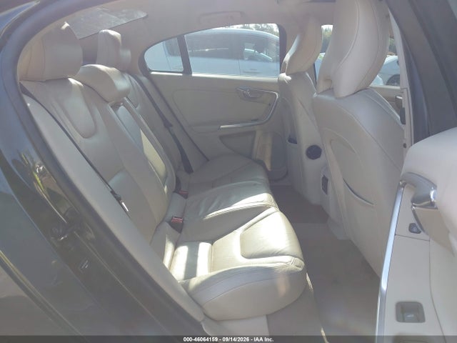 2013 Volvo S60 T5 მანქანა იყიდება აუქციონზე, vin: YV1612FS5D2219990, აუქციონის ნომერი: 46064159
