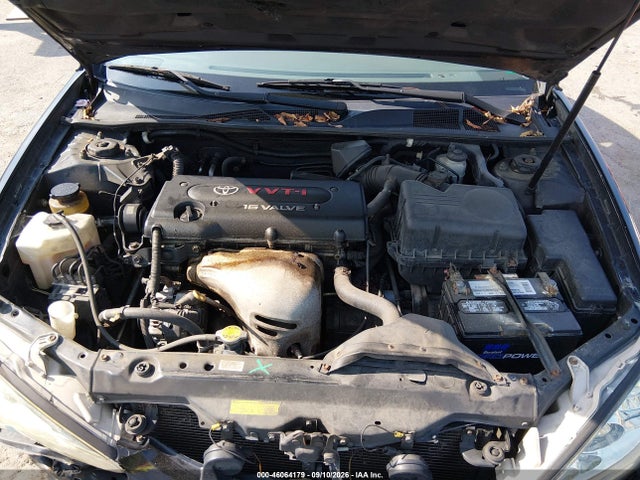 46064179 :رقم المزاد ، 4T1BE32KX5U413498 vin ، 2005 Toyota Camry Le مزاد بيع