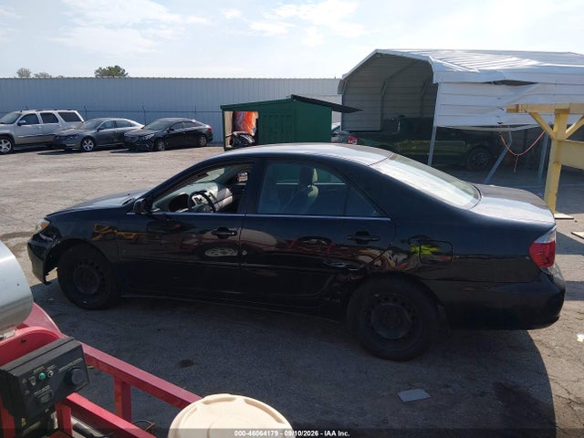 46064179 :رقم المزاد ، 4T1BE32KX5U413498 vin ، 2005 Toyota Camry Le مزاد بيع