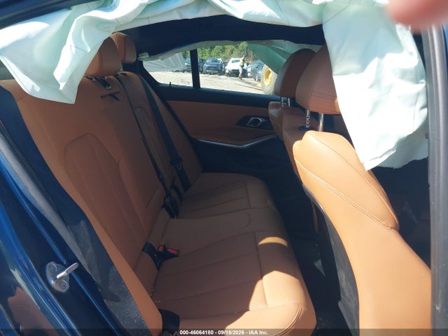 46064180 :رقم المزاد ، 3MW89CW03S8F33371 vin ، 2025 Bmw 330i Xdrive مزاد بيع