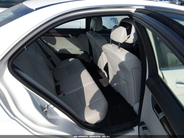 Продаж на аукціоні авто 2013 Mercedes-benz C 250 Sport, vin: WDDGF4HB2DA832682, номер лоту: 46064223