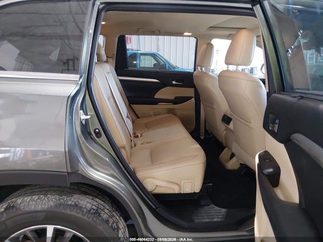 Toyota Highlander Xle 2019 5TDKZRFH4KS301628 Image 8