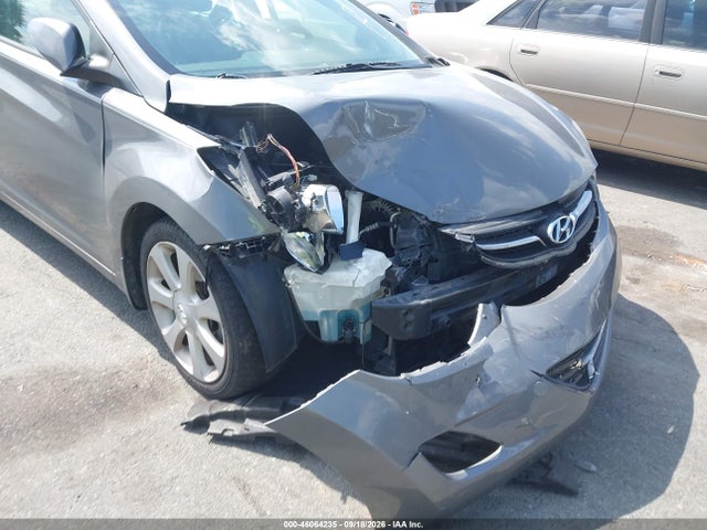 2013 Hyundai Elantra Limited მანქანა იყიდება აუქციონზე, vin: 5NPDH4AE3DH290593, აუქციონის ნომერი: 46064235