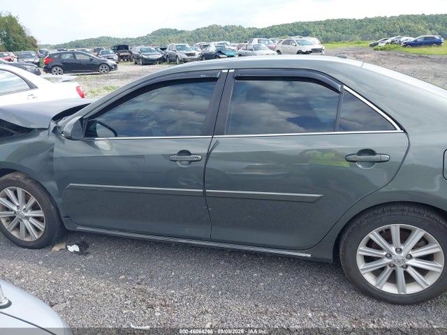 2013 Toyota Camry Xle V6 მანქანა იყიდება აუქციონზე, vin: 4T1BK1FK6DU530355, აუქციონის ნომერი: 46064265