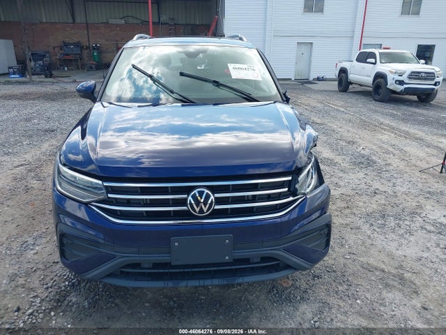 2022 Volkswagen Tiguan 2.0t Se მანქანა იყიდება აუქციონზე, vin: 3VV2B7AX8NM165002, აუქციონის ნომერი: 46064276