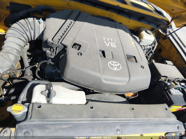 2008 Toyota Fj Cruiser მანქანა იყიდება აუქციონზე, vin: JTEZU11F38K001918, აუქციონის ნომერი: 46064285