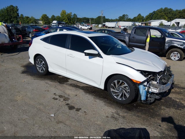 46064304 :رقم المزاد ، 19XFC2F74HE233612 vin ، 2017 Honda Civic Ex مزاد بيع