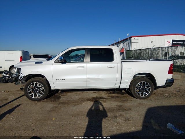 2026 Ram 1500 Laramie  4x4 5'7 Box მანქანა იყიდება აუქციონზე, vin: 1C6SRFJP0TN345623, აუქციონის ნომერი: 46064370