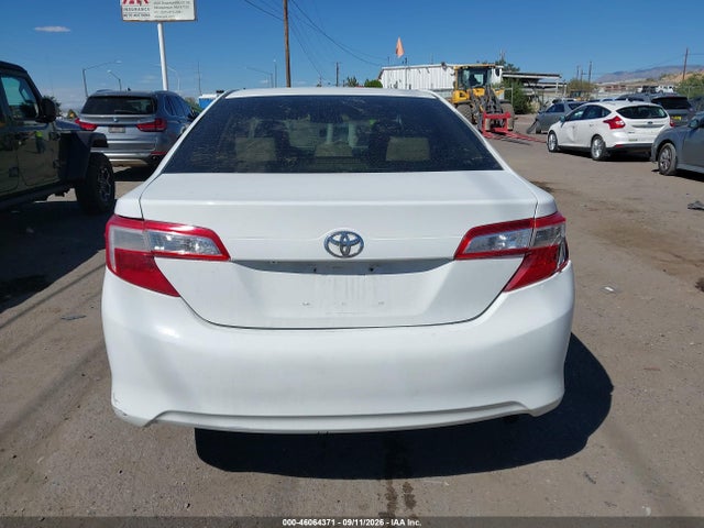 4T4BF1FKXER363977 Toyota CAMRY LE