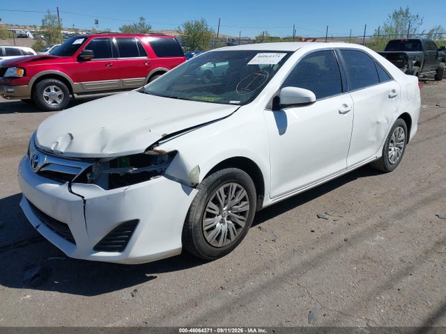 4T4BF1FKXER363977 Toyota CAMRY LE
