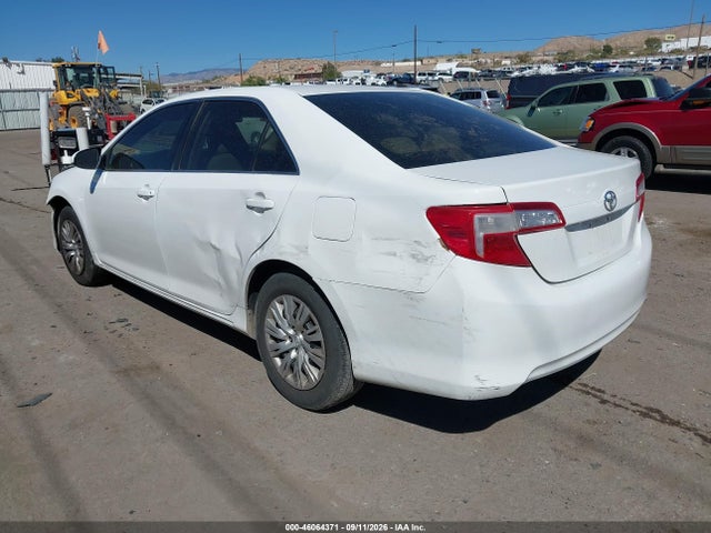 4T4BF1FKXER363977 Toyota CAMRY LE