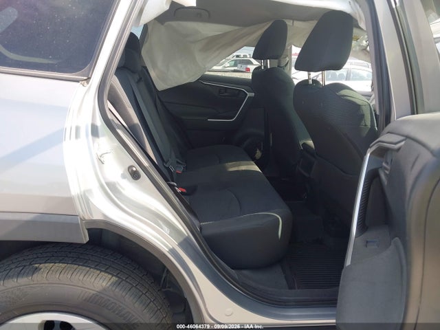 2020 Toyota Rav4 Le მანქანა იყიდება აუქციონზე, vin: 2T3H1RFV3LC085036, აუქციონის ნომერი: 46064379