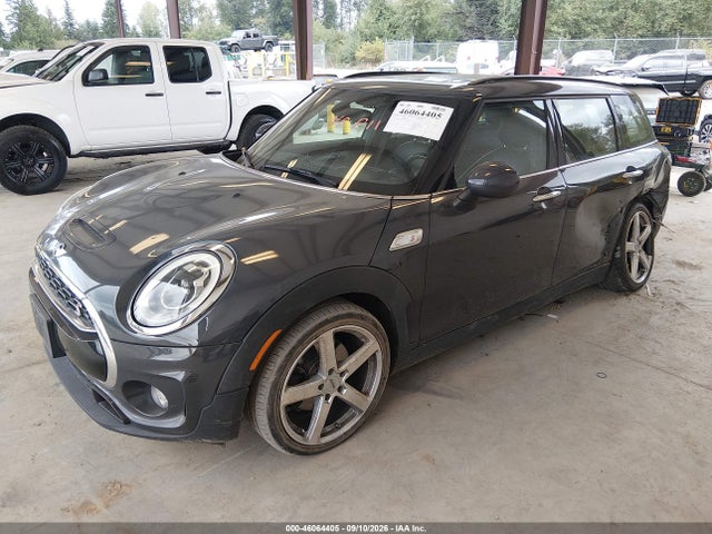 Mini Clubman Cooper S 2017 WMWLN9C50H2E49088 Image 2