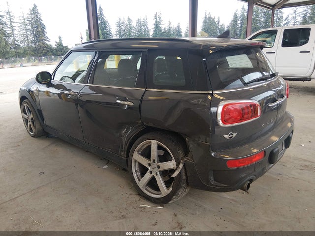 Mini Clubman Cooper S 2017 WMWLN9C50H2E49088 Image 3