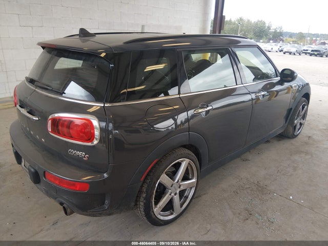 Mini Clubman Cooper S 2017 WMWLN9C50H2E49088 Image 4