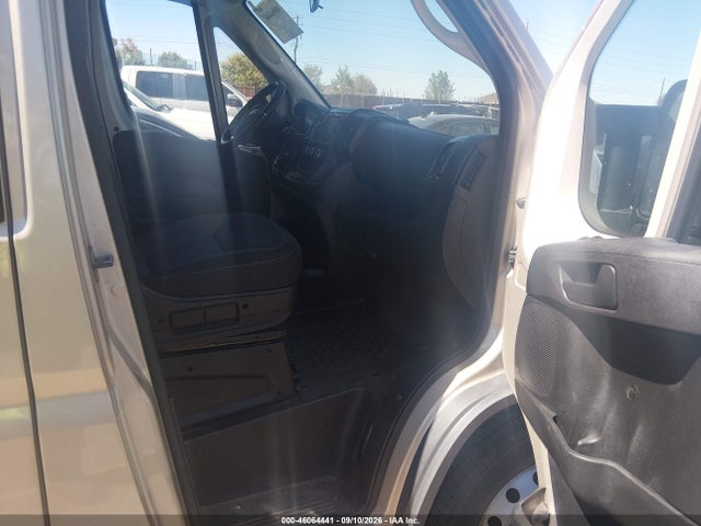 2018 Ram Promaster 1500 Low Roof 136 Wb მანქანა იყიდება აუქციონზე, vin: 3C6TRVAG1JE153434, აუქციონის ნომერი: 46064441