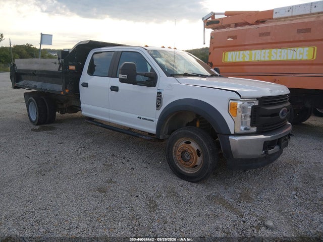 46064442 :رقم المزاد ، 1FD0W5HT7HED19903 vin ، 2017 Ford F-550 Chassis Xl مزاد بيع