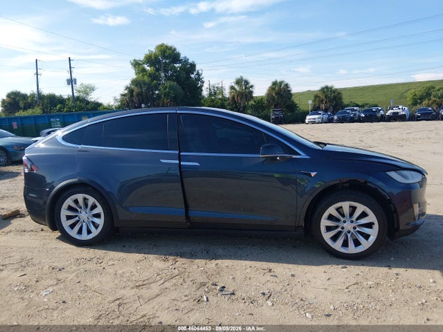 Tesla Model X 100d/75d/p100d 2018 5YJXCBE21JF120100 Image 12